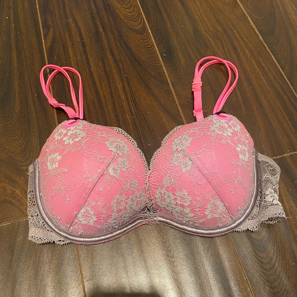 Victoria’s Secret Push-Up 34C